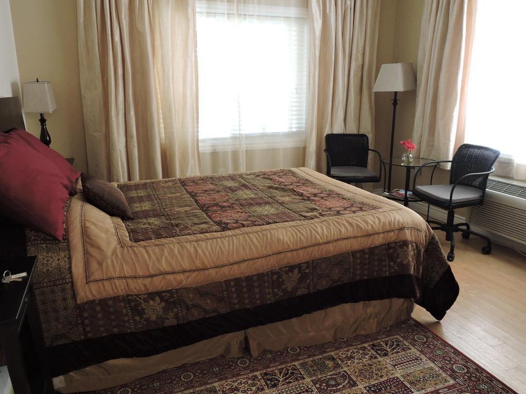 Bethel-Aspen Inn Bonnyville Экстерьер фото