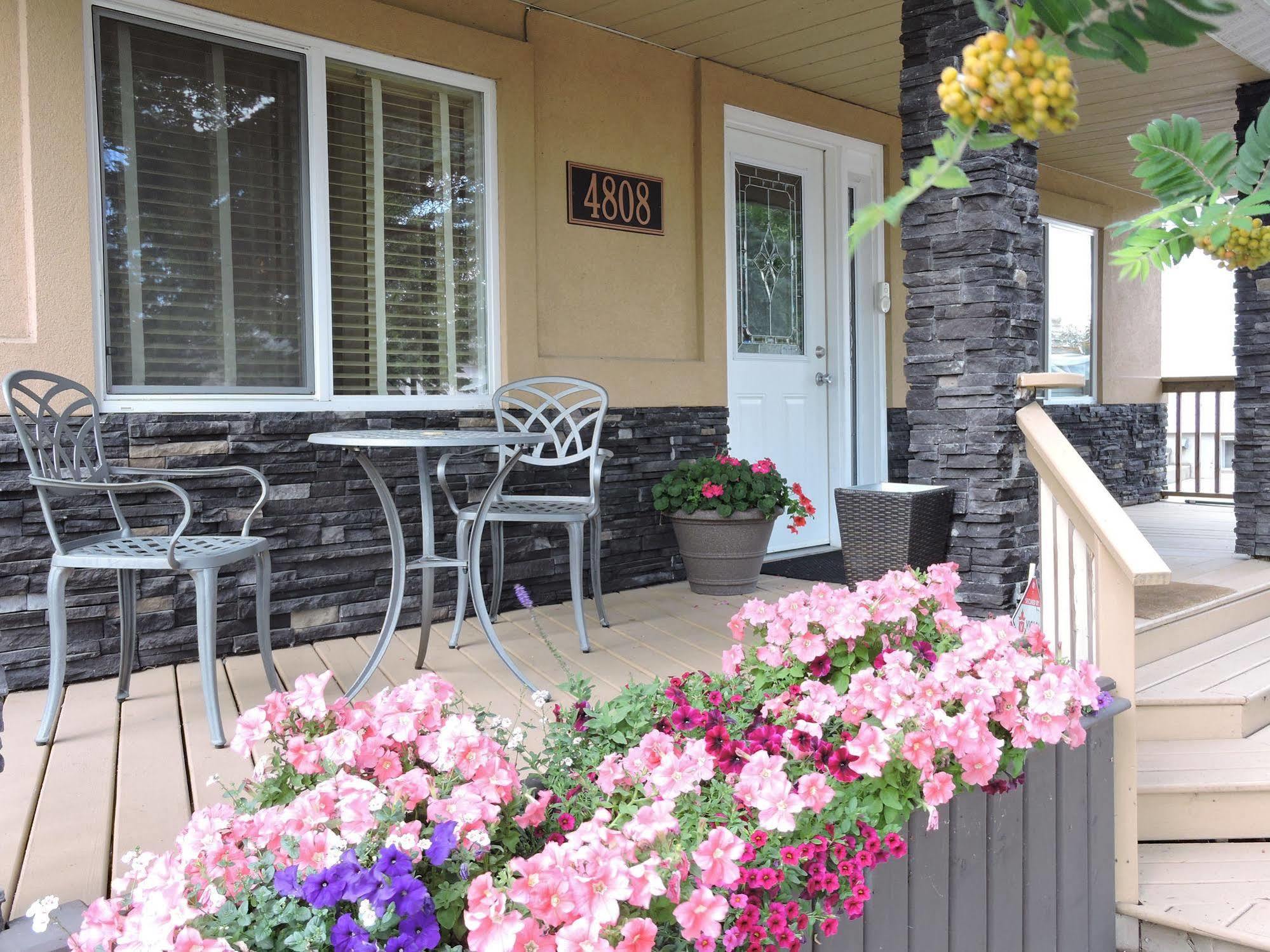 Bethel-Aspen Inn Bonnyville Экстерьер фото