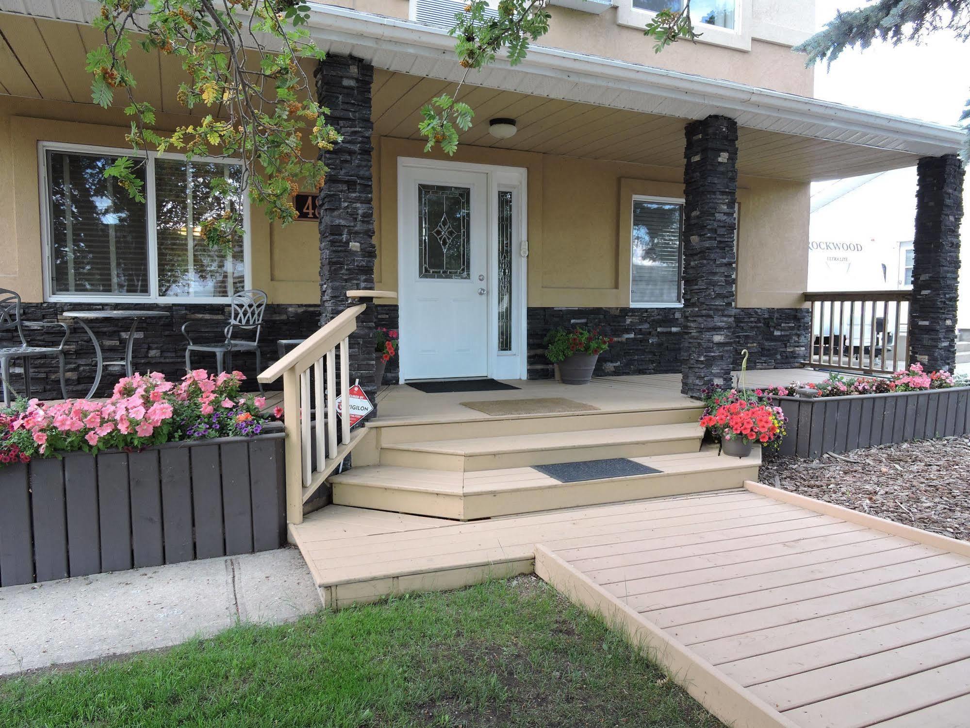 Bethel-Aspen Inn Bonnyville Экстерьер фото