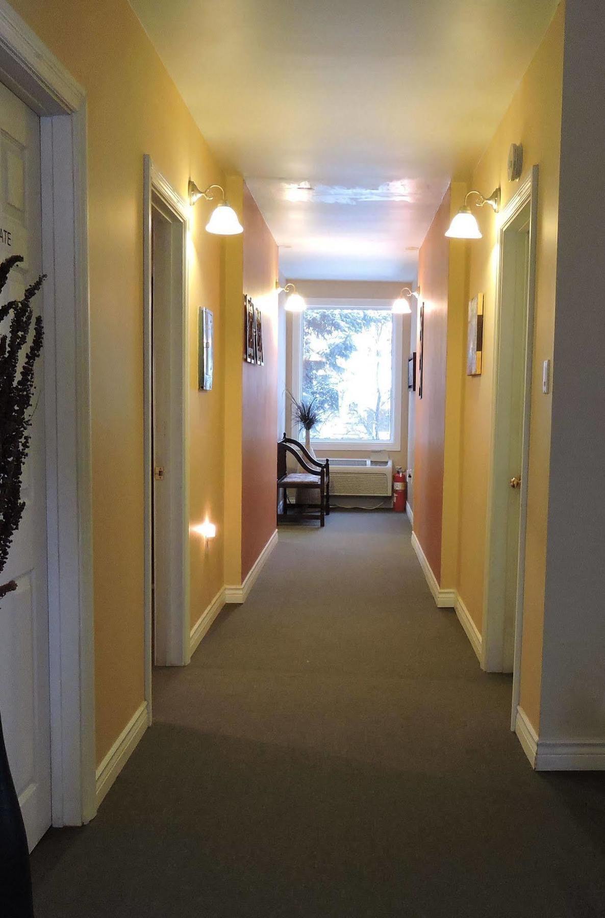 Bethel-Aspen Inn Bonnyville Экстерьер фото